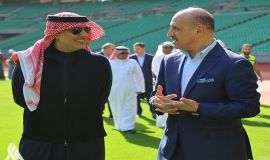 رئيس اتحاد الكرة الكويتي يصل البصرة